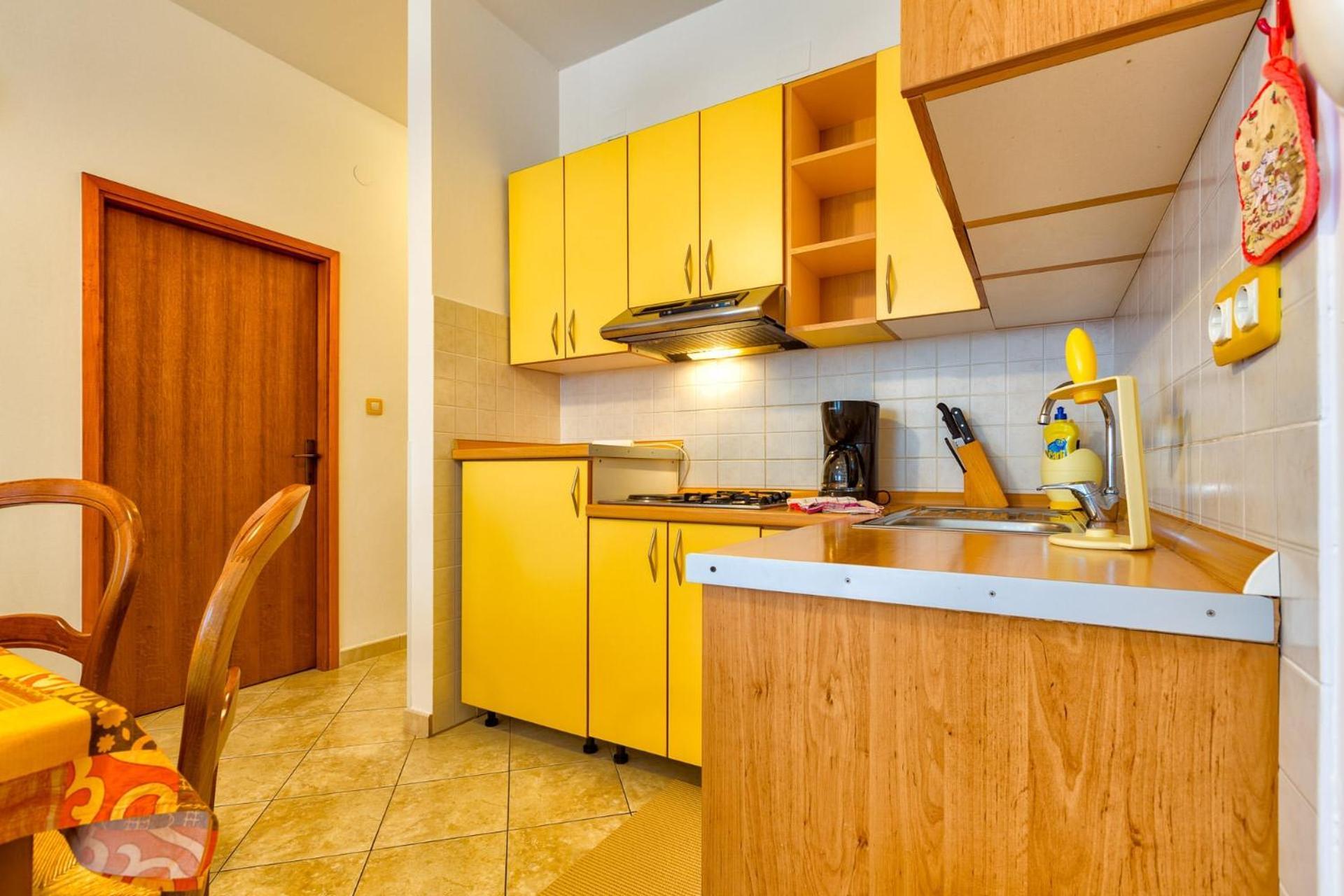 Apartments With A Parking Space Mali Losinj Room photo